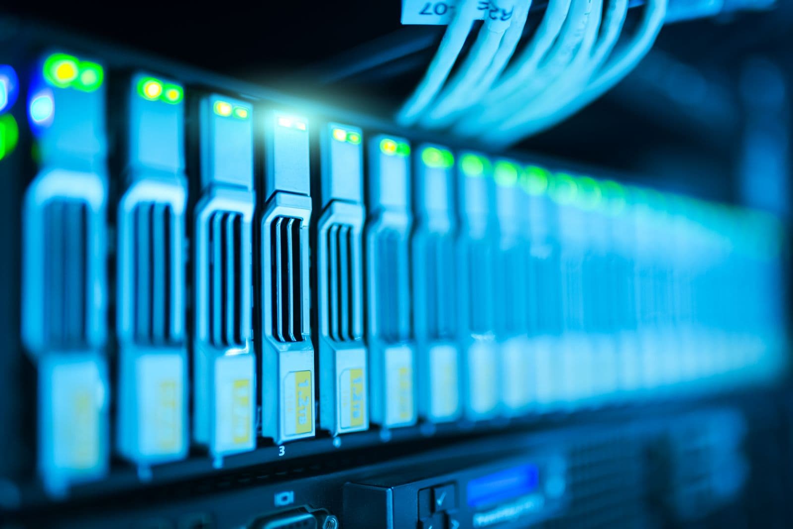 From Constrained to Everywhere: Snowflake as the Foundation for Data Intelligence